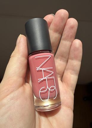 Рідкі румяна nars insatiable liquid blush, відтінок orgasm fantasy
