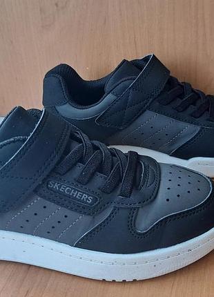 Оригінальні кросівки skechers 33,5р