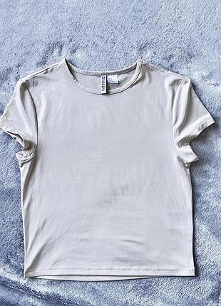 Базовая укороченная футболка h&m divided (размер s) / бежевый кроп-топ