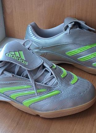 Кросівки adidas originals predator sala 38,5
