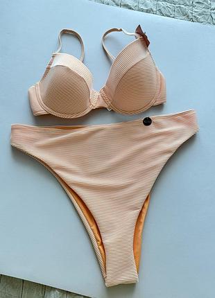 Купальник в смужку від hunkemoller