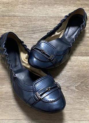 Оригінальні балетки vintage tod’s navy patent leather scrunch ballet flats eu 37.5