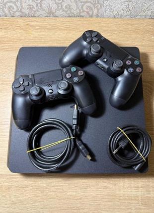 Playstation 4 ps4
добрий стан 
ціна 6200 грн