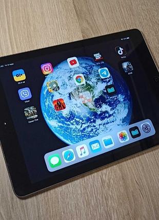 Планшет ipad air a1474 смотреть фильмы сериалы игры ютуб tik-tok
добрий стан 
ціна 1300 грн