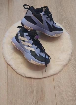 Кроссовки adidas
