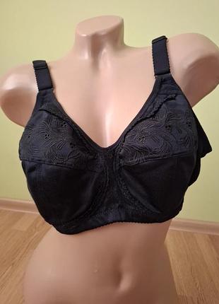 Бюстгальтер мягкий без косточки 95d