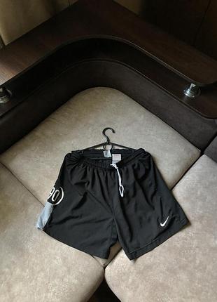 Шорти nike вінтаж 90