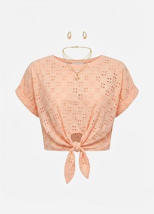 Нежно-персиковый топ boohoo с перфорацией и узлом / летняя укороченная блуза размер uk 12 (eur 40 / l)