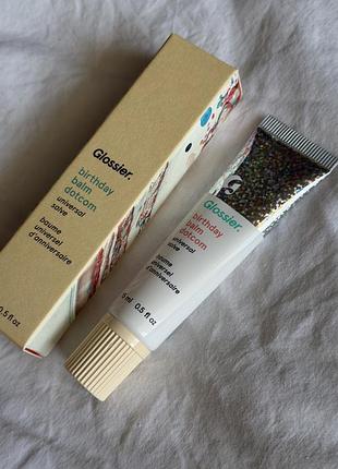 Бальзам для губ glossier birthday balm dotcom