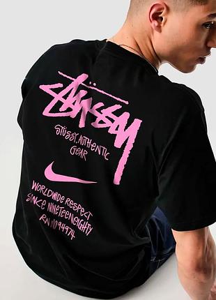 Футболка stussy x nike authentic gear pink logo чорна унісекс стусі колоборація з найк