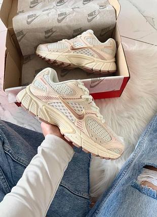 Жіночі кросівки nike v5 rnr soft pearl