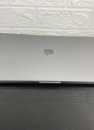Apple macbook pro 15" 2018 - intel core i9, 32gb ram, б/в, не работает дисплей (на запчасти / ремонт)