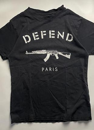Футболка defend paris