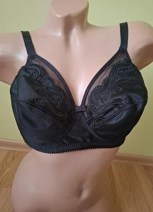 Бюстгальтер мягкий без косточки 75d