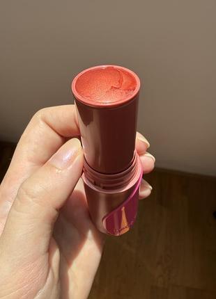 Румяна-стік benefit dewy gel blush, відтінок foxxy