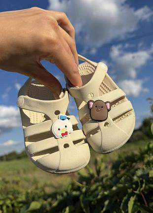 Дитячі сандалі crocs