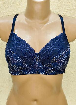 Красивый бюстгальтер мягкий без косточек uk38a/b eur85a/b с кармашками