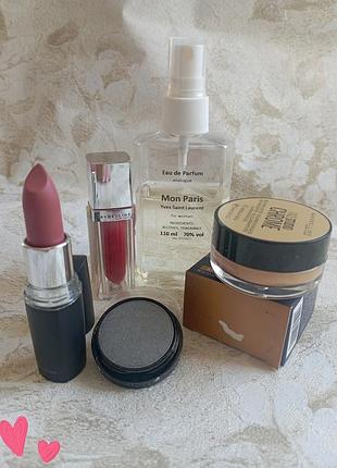 Maybelline лот косметики