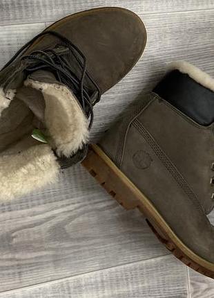 Зимові нубукові черевики на овчині якісного  бренду timberland