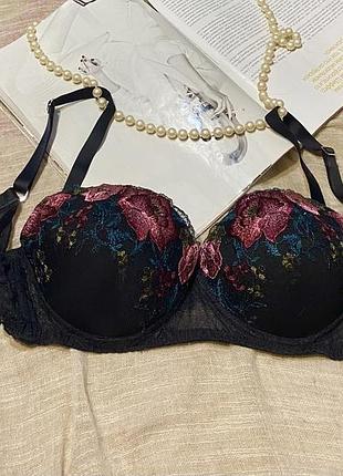 Intimissimi крутий чорний бюст з чудовою кольоровою декорацією