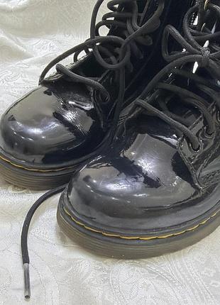 Чорні ботинки dr.martens 3