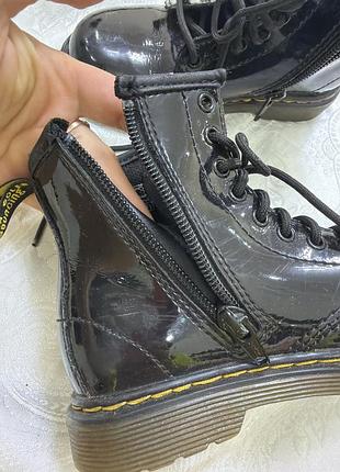 Чорні ботинки dr.martens 4