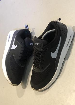 Кроссовки nike черные , 39размер, стелька 25см