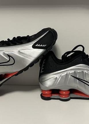 Nike shox r4 black/metallic silver cw2626-005 38/39