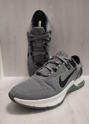 Кросівки nike 46- устілка 30 см