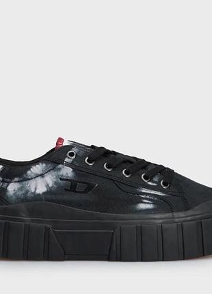 Жіночі кеди diesel
