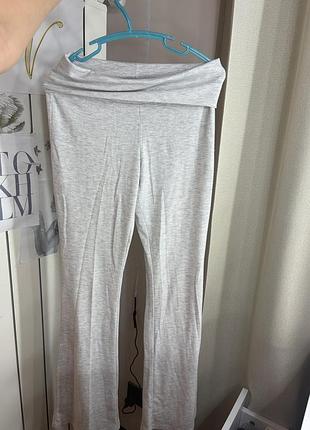 Стильні розкльошені штани / леггінси-клеш h&m (10-11 років, зріст 146 см)