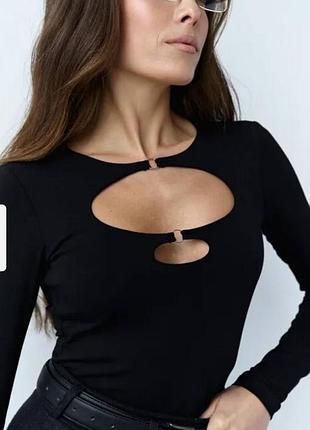 Лонг casual trend з акцентом чорного кольору