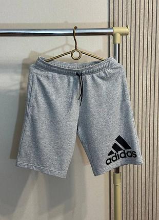Шорти adidas на 13-14 років