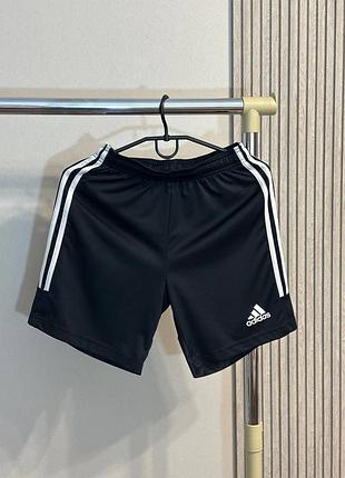 Шорти adidas  •розмір xs