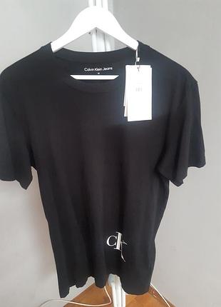 Футболка calvin klein