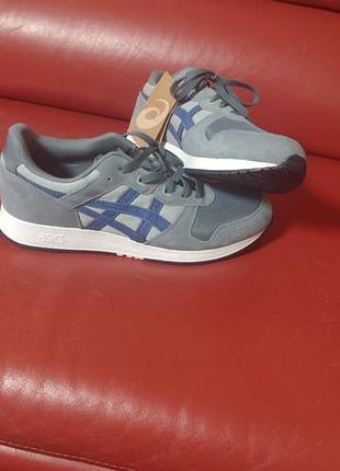 Чоловічі кросівки asics