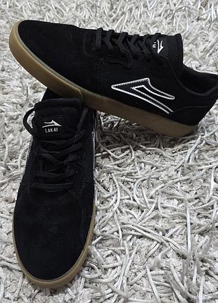 Шикарнит обувь для скейтбординга lakai cardiff - черное/желтое замшевое
обычная цена 4 265,00 Query