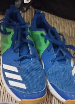 Кроссовки adidas