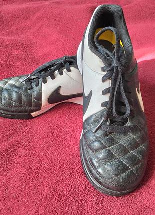 Кроссовки- футзалки для мальчика nike 35 p.