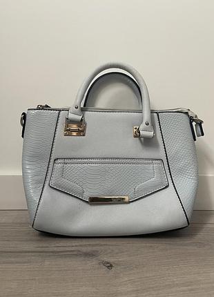 Ніжно-блакитна сумка від new look
