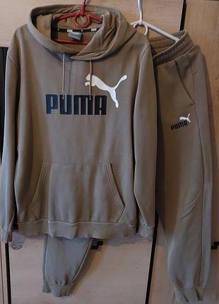 Продам костюм