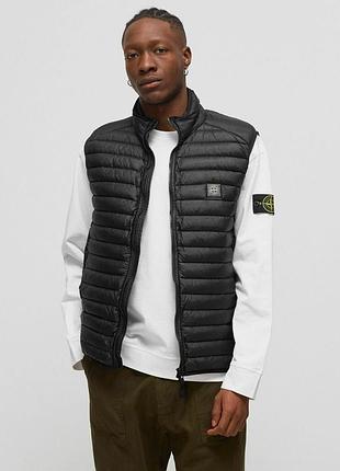 Пуховая жилетка stone island оригинал!