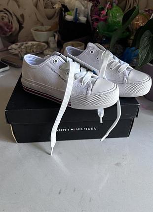 Кеды tommy hilfiger 30 размер стелька 19,5
