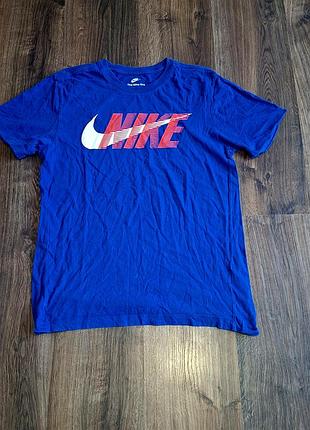 Мужская уникальная футболка nike с большим лого оригинал