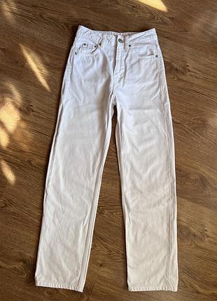 Прямі білі джинси zara