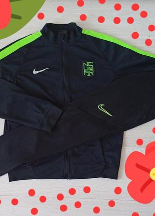 Спортивные  штаны  и кофта  nike