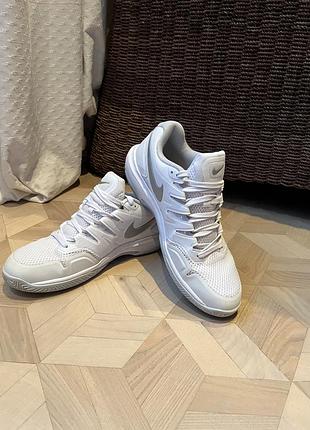 Кросівки  nike оригінал 26,5  см устілка
