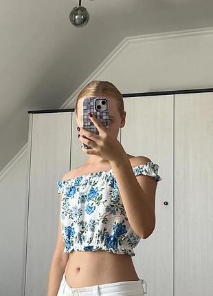Літній топ topshop у квітковий принт.
