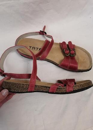 Жіночі ортопедичні шкіряні сандалі tatami by birkenstock на корковій підошві