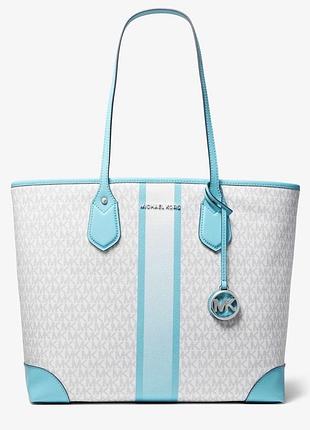 Містка жіноча сумка-тоут michael kors eva large logo stripe tote bag у забарвленні ocean blue multi (також відомому як chambray multi).